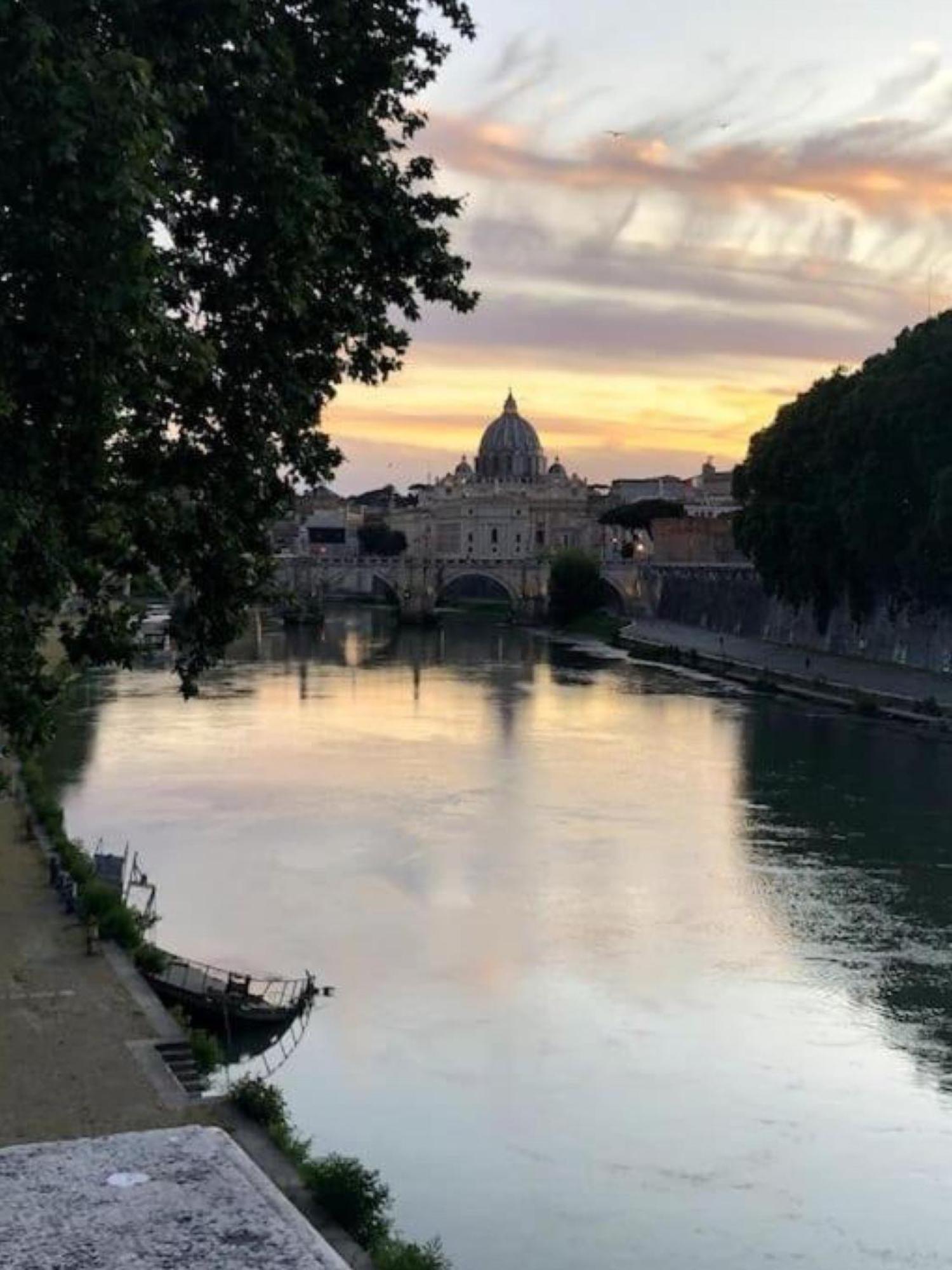 Appartamento Luce Al Pantheon Roma Esterno foto